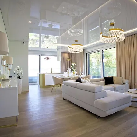 Luxury Zetesis - Horyzont Daire *