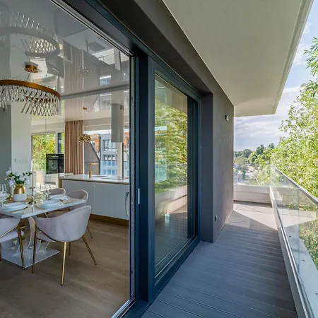 Luxury Zetesis - Horyzont Apartamento *